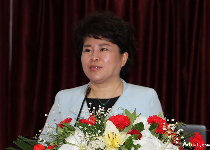 中共伊春市委书记高环致欢迎辞